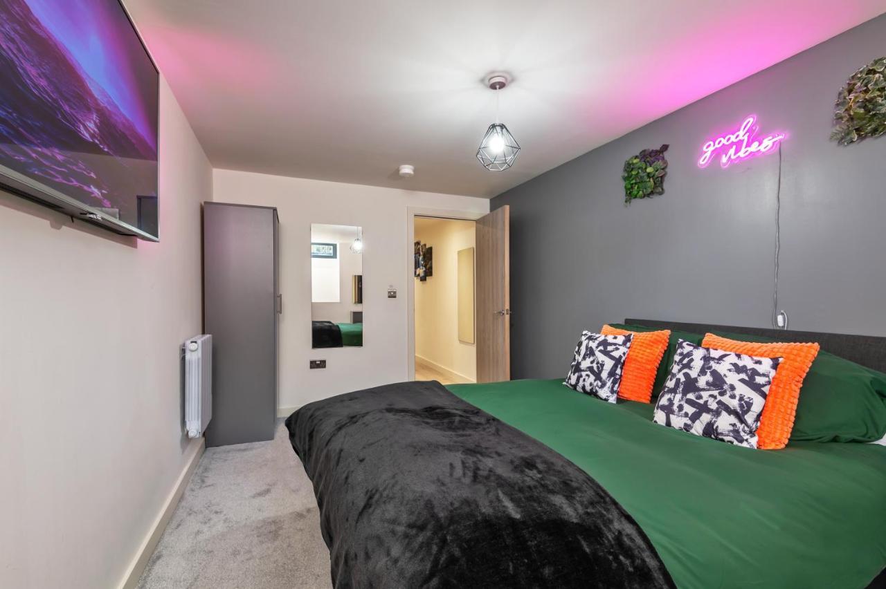 Apartment Spacious 1 Bedroom With 4k Cinema Experience By Haven Escapes In Bradford Bradford (West Yorkshire)