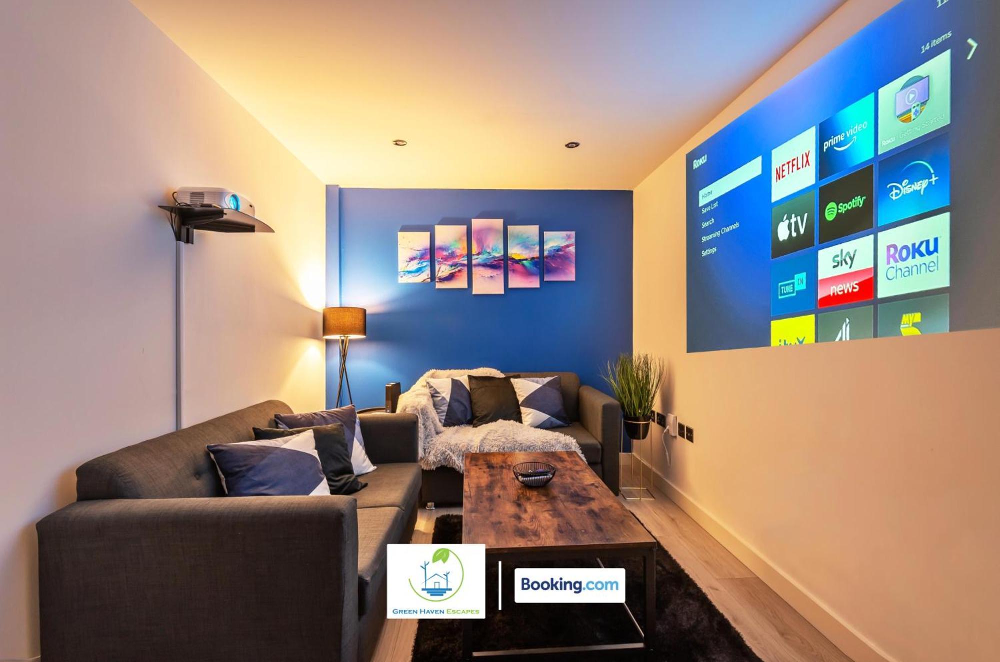 Spacious 1 Bedroom With 4k Cinema Experience By Haven Escapes In Bradford *