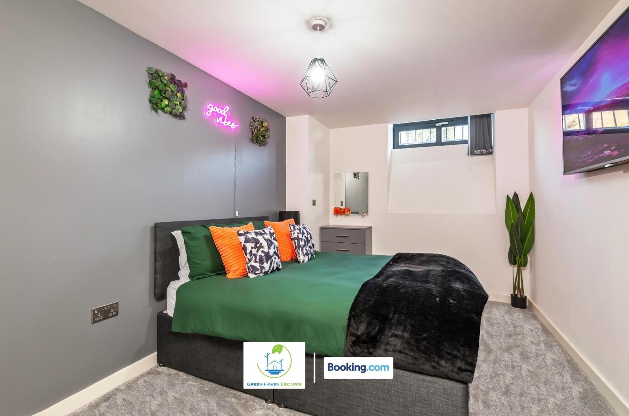 Spacious 1 Bedroom With 4k Cinema Experience By Haven Escapes In Bradford * Bradford (West Yorkshire)